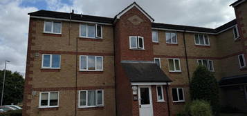 Flat to rent in Prestatyn Close, Stevenage, Hertfordshire SG1