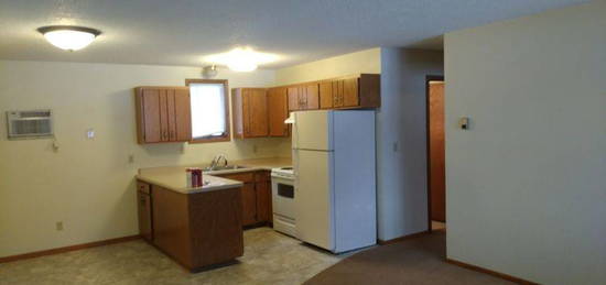 5795 Laverne Cir N Unit 2, Baxter, MN 56425