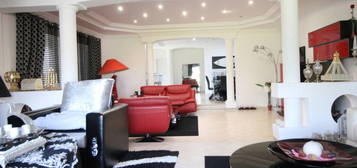 Vente villa 6 pièces 180 m²