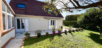 Belle maison avec 4 chambres, 2 pièces d'eau sans travaux à prévoir !