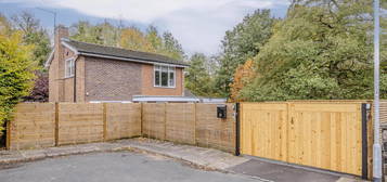 3 bed detached house for sale