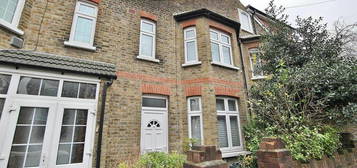 2 bedroom terraced house