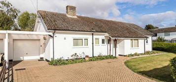 4 bedroom detached bungalow for sale