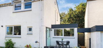 4 bed semi-detached house for sale