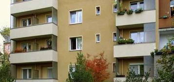 Ich, 69qm, Erdgeschoss mit Balkon suche neue Mieter