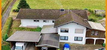 Charmantes Mehrfamilienhaus mit vielfältigen Nutzungsmöglichkeiten in Niedersayn!