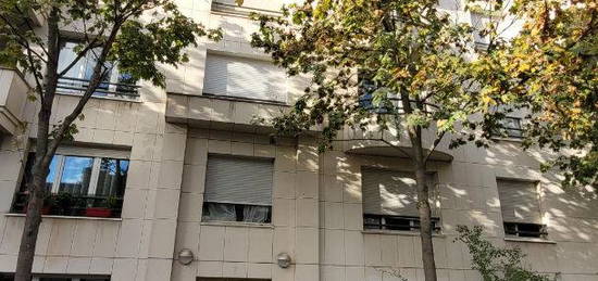 Appartement Courbevoie 1 pièce 31.73 m2