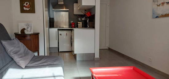 Studio  à vendre, 1 pièce, 20 m², Étage 0/3