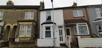 3 bedroom terraced house to rent