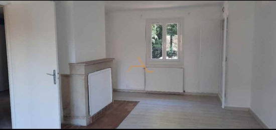 Location appartement 5 pièces 130 m²