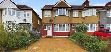 4 bed semi-detached house to rent