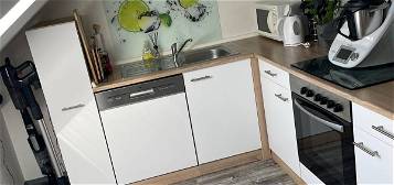 Schöne 2 ZKB DG Wohnung in NK-Ludwigsthal mit Küche zu vermieten