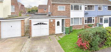 3 bed semi-detached house for sale