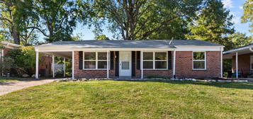 57 Gocke Pl, Saint Louis, MO 63114