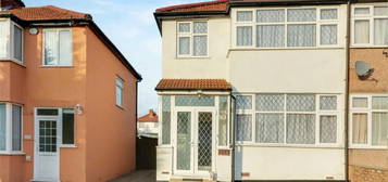 4 bedroom semi-detached house