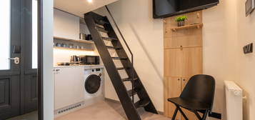 Honest KARLIN - stylish (II) STUDIO LOFT