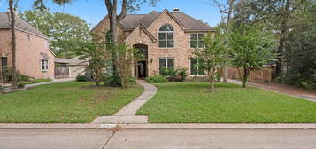 179 W Amberglow Cir, The Woodlands, TX 77381