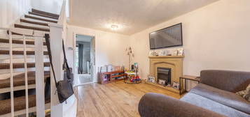 2 bed semi-detached house for sale