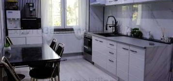 Superb Apartament 4 camere Tatarasi