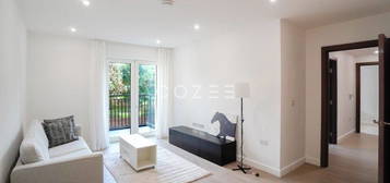 Flat to rent in Merrivale Terrace, Distillery Road, London W6