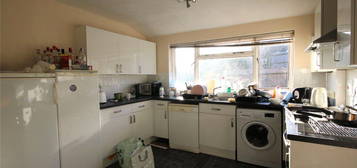 Detached house to rent in Rushlake Road, Brighton BN1