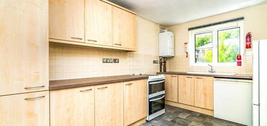 4 bedroom terraced house