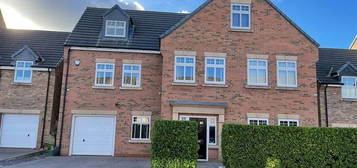 6 bedroom detached house for sale