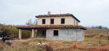 Casa singola con terreno