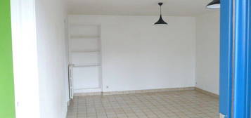 Studio  à louer, 1 pièce, 48 m², Étage 0/1