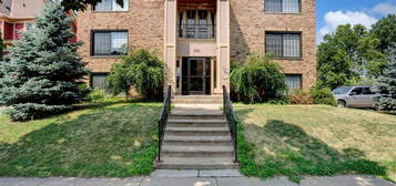 2100 Bryant Ave S Unit 202, Minneapolis, MN 55405