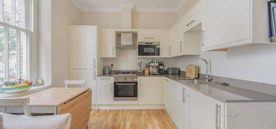 2 bed flat to rent