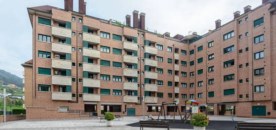 Piso en venta en Calle Santiago de Compostela, 19, Ciudad Naranco - Prados de La Fuente