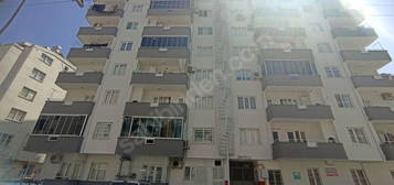 YEŞİL' DEN VALİLİK VE AVM CİVARINDA SATILIK 3+1 ARA KAT DAİRE