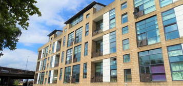 2 bed flat to rent