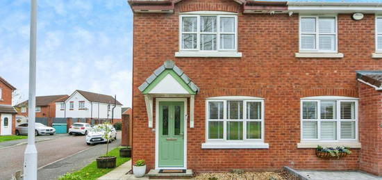 2 bedroom semi-detached house for sale