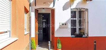 Casa adosada en calle Fuente en Osorno la Mayor