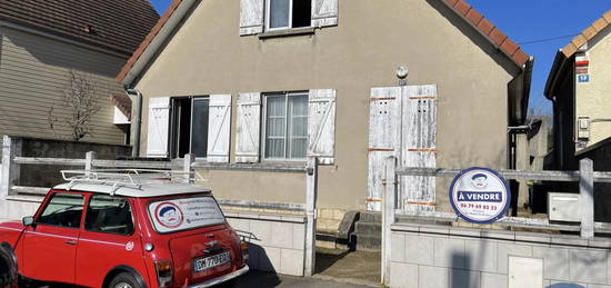 Maison 2 étages  à vendre, 5 pièces, 4 chambres, 93 m²