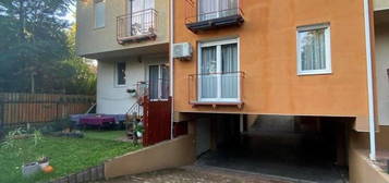 Apartment for rent in Prohaszka street in Székesfehérvár with garage