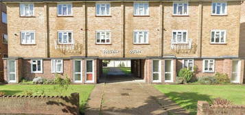 2 bedroom ground floor flat