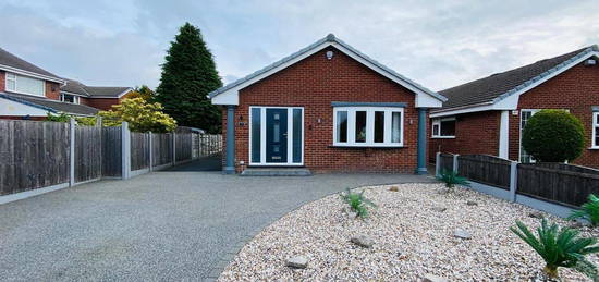 2 bed detached bungalow for sale