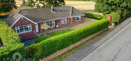 3 bed detached bungalow for sale