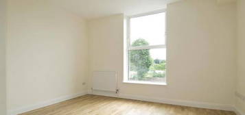 2 bed flat to rent