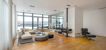 Pronájem penthouse 3+kk/T/3GS, 240 m2, Praha 9 - Libeň