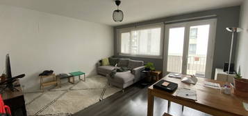 A LOUER - RENNES - T2  MEUBLE- MAIL