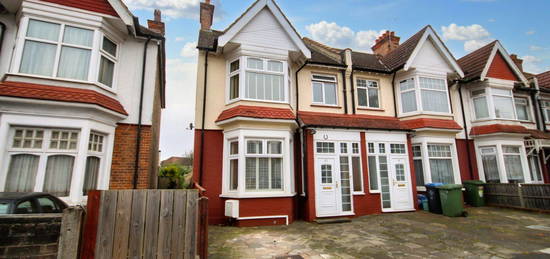 3 bed end terrace house for sale