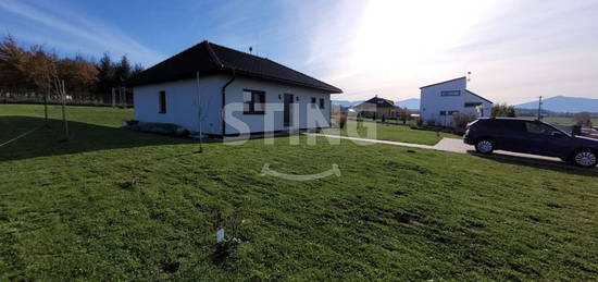 Pronájem  rodinného domu 96 m², pozemek 1 219 m²