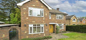 4 bedroom detached house