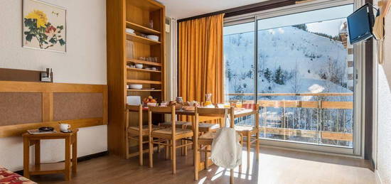 Logement à la saison COURCHEVEL 1650