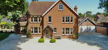 7 bedroom country house for sale