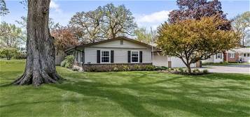 3224 Mulberry Ave, Muscatine, IA 52761